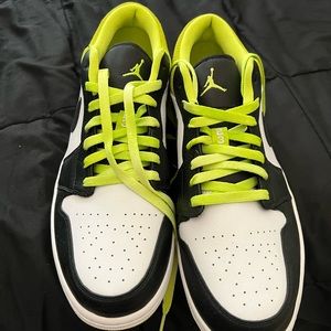 Jordan 1 Low *Never Worn*
